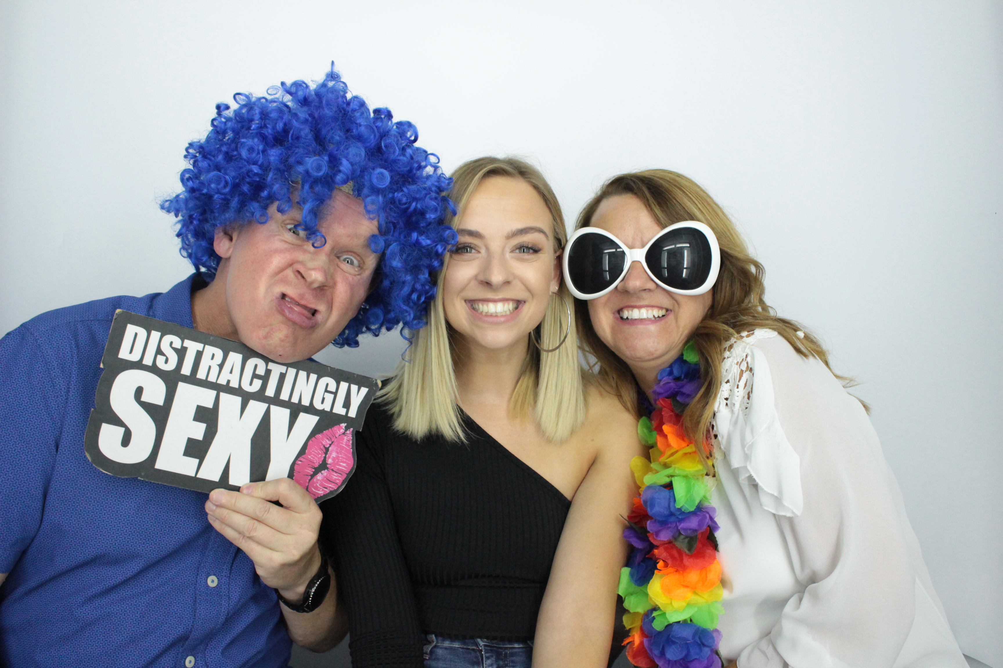 Martin & Colleen’s Joint 50th | View more photos from the event at gallery.myphotoboothexperience.co.uk/u/MyPhotoBoothExperienceLtd/Martin-Colleen’s-Joint-50th